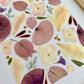 Herbier encadré artisanal PenCée avec des fleurs pressées à la main, composé de coquelicot, de pivoine, d’hortensia